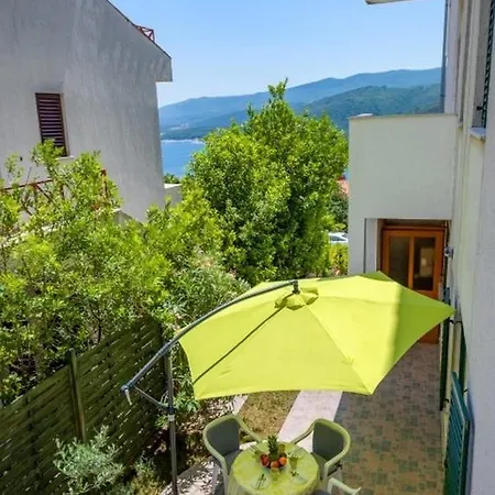 With Wifi Rabac, Labin - 17739 غاباس